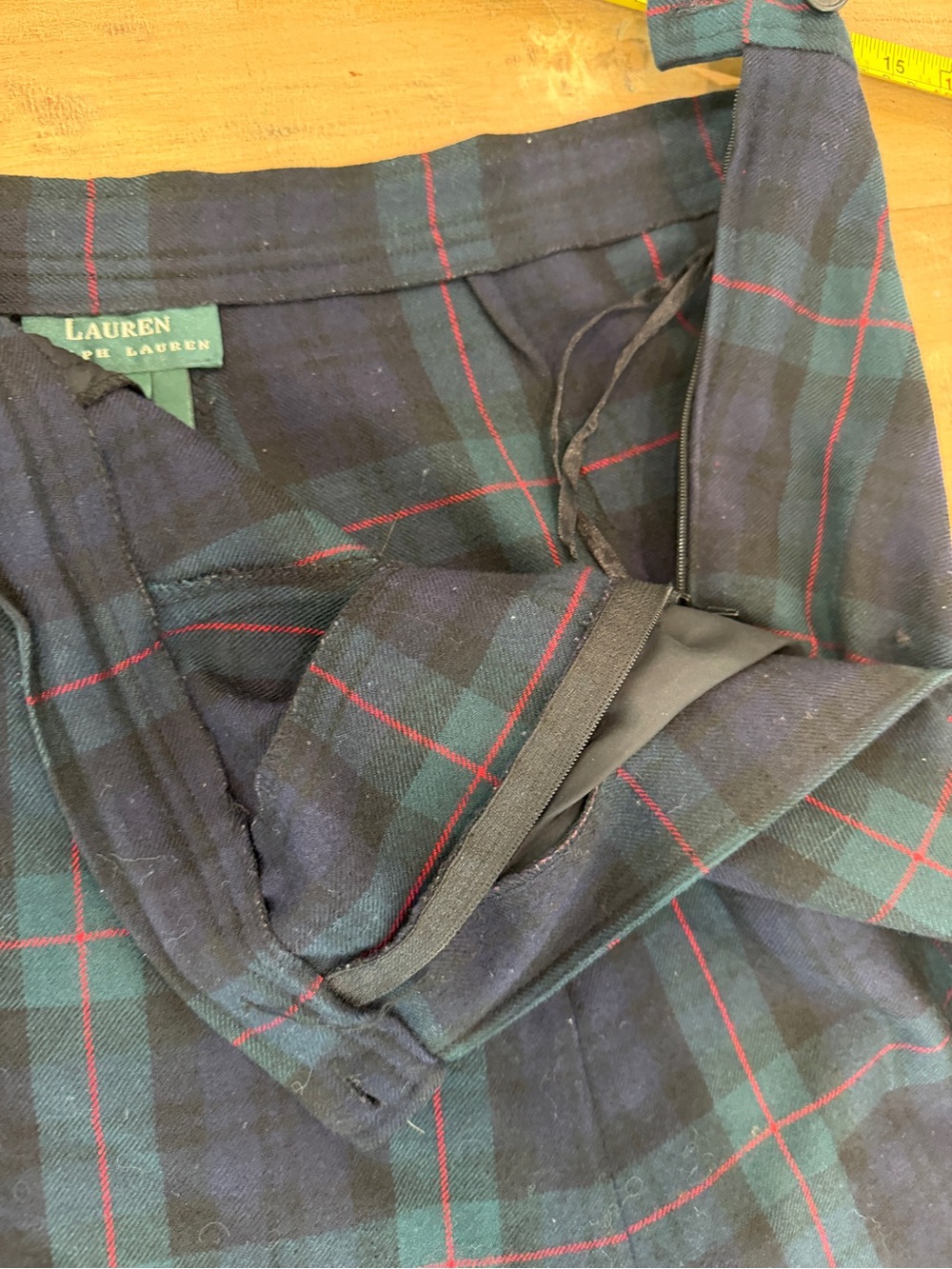 Vintage Ralph Lauren A-Line Plaid Midi Wool Skirt in Navy and Green 12 - Picture 8 of 12